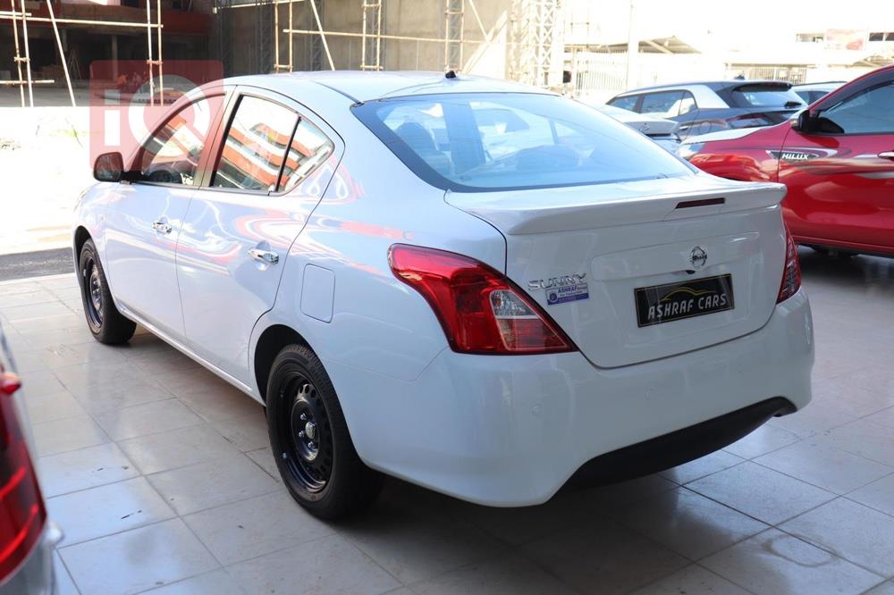 Nissan Sunny